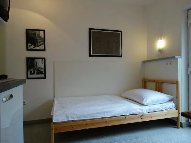Apartments Julia Pula 0*,