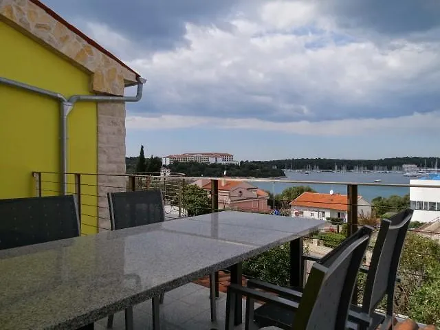 Apartments Julia Pula 0*,  Croatia
