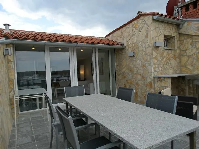 Apartments Julia Pula